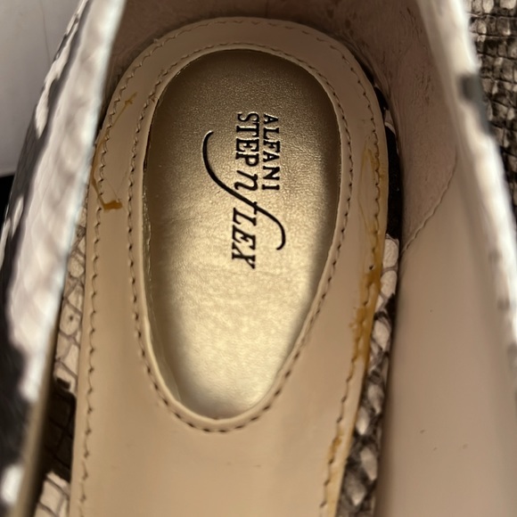 Alfani Snakeskin Heels - Never Worn - Picture 9 of 11